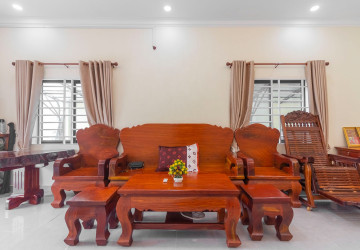 4 Bedroom Villa For Sale - Slor Kram, Siem Reap thumbnail