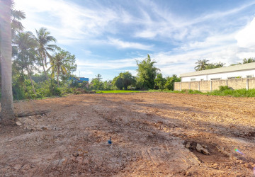 702 Sqm Land For Sale - Sangkat Siem Reap, Siem Reap thumbnail