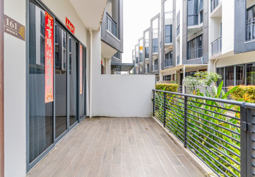 5 Bedroom Linked House For Rent - The Palm, Nirouth, Phnom Penh thumbnail