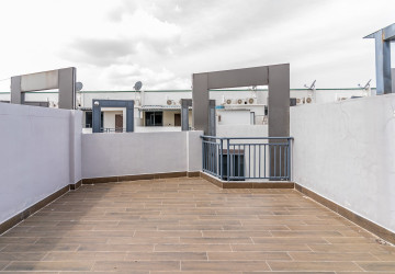 5 Bedroom Linked House For Rent - The Palm, Nirouth, Phnom Penh thumbnail