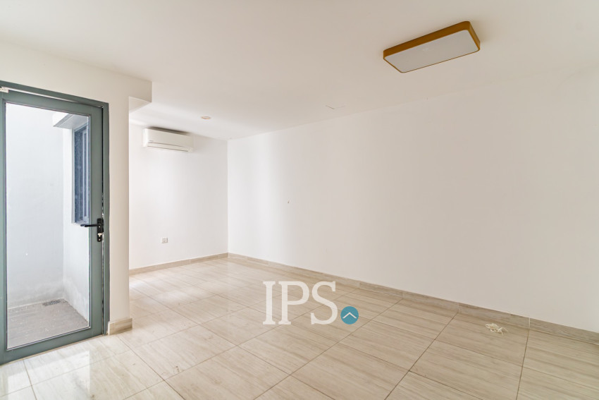 5 Bedroom Linked House For Rent - The Palm, Nirouth, Phnom Penh