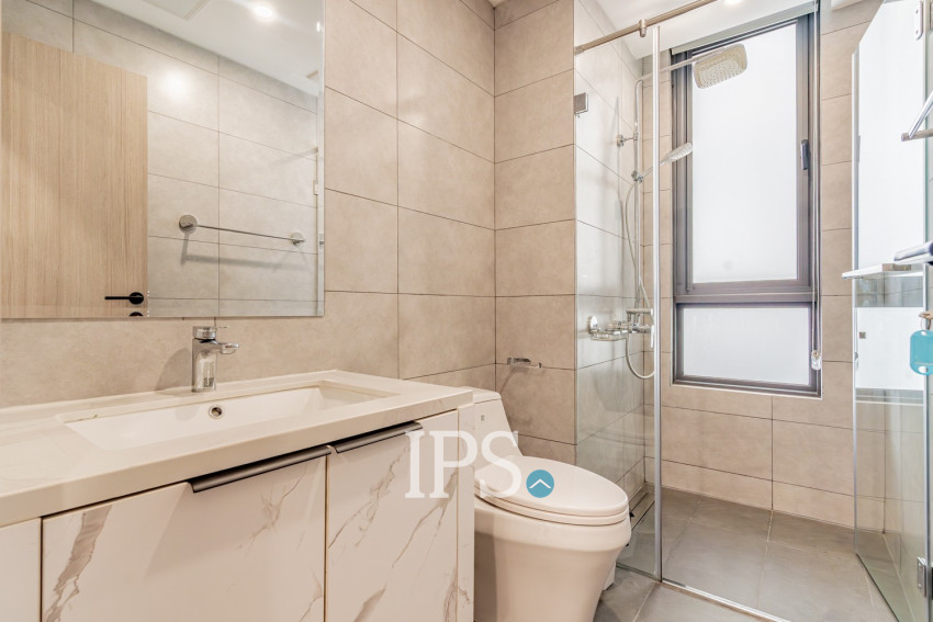 2 Bedroom Serviced Apartment For Rent - BKK1, Phnom Penh