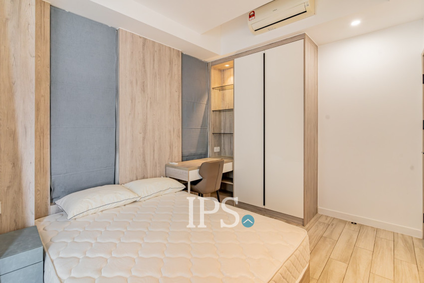 2 Bedroom Serviced Apartment For Rent - BKK1, Phnom Penh