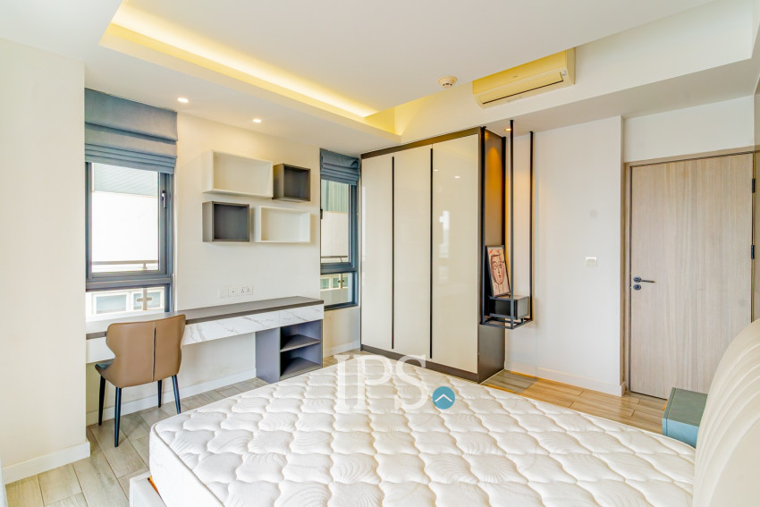 2 Bedroom Serviced Apartment For Rent - BKK1, Phnom Penh