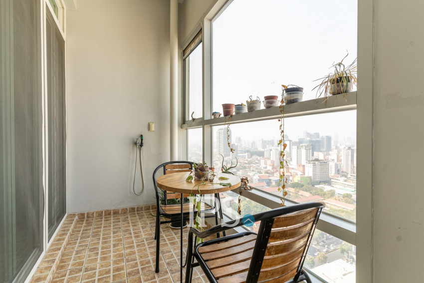 27th Floor 3 Bedroom Condo For Sale - Decastle Royal, BKK1, Phnom Penh