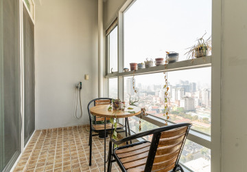 27th Floor 3 Bedroom Condo For Sale - Decastle Royal, BKK1,  Phnom Penh thumbnail