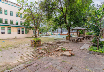 7,000 Sqm Commercial Building For Rent - Tonle Bassac, Phnom Penh thumbnail