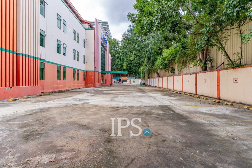 7,000 Sqm Commercial Building For Rent - Tonle Bassac, Phnom Penh
