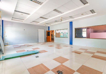 7,000 Sqm Commercial Building For Rent - Tonle Bassac, Phnom Penh thumbnail