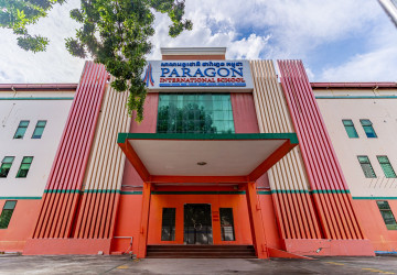 7,000 Sqm Commercial Building For Rent - Tonle Bassac, Phnom Penh thumbnail