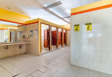 7,000 Sqm Commercial Building For Rent - Tonle Bassac, Phnom Penh thumbnail