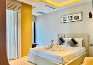 23th Floor Duplex 4 Bedroom Condo For Sale - The Penthouse Residence, Tonle Bassac, Phnom Penh thumbnail