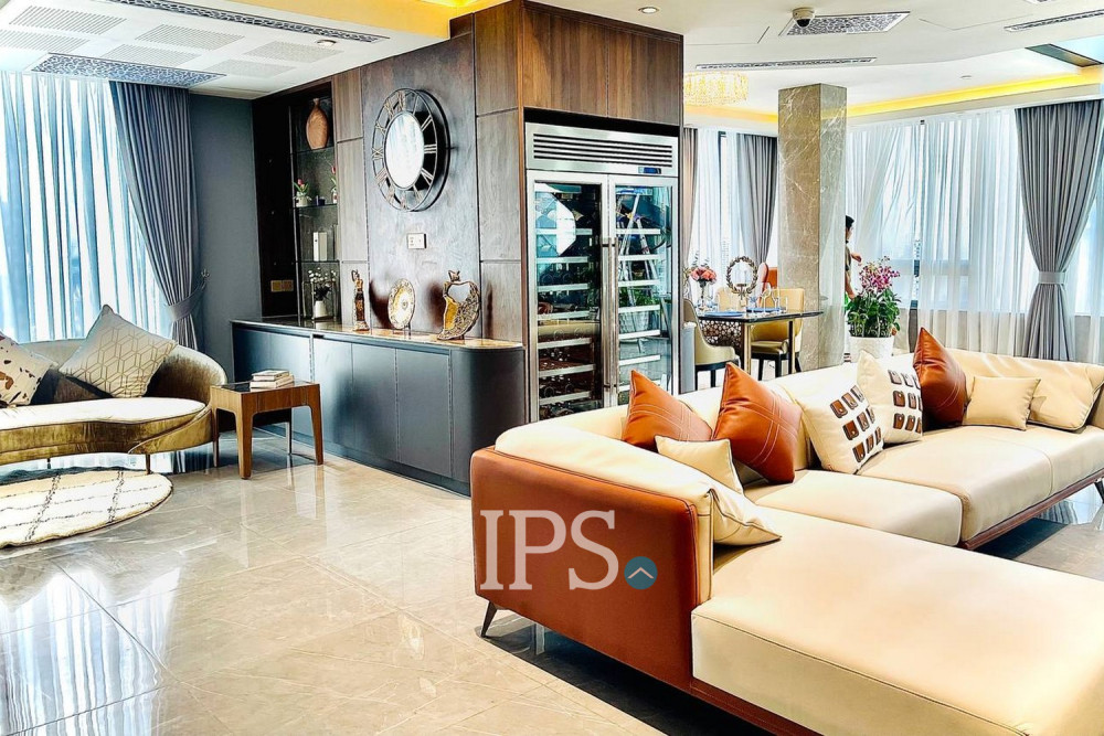 23th Floor Duplex 4 Bedroom Condo For Sale - The Penthouse Residence, Tonle Bassac, Phnom Penh - Image 2