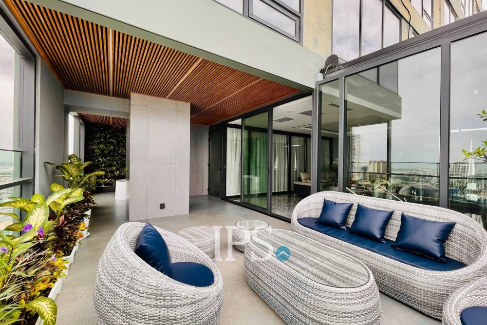 25th Floor Duplex 3 Bedroom Condo For Sale - The Penthouse Residence, Tonle Bassac, Phnom Penh - Image 9