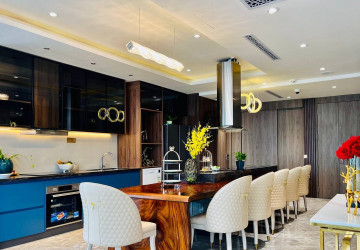 25th Floor Duplex 3 Bedroom Condo For Sale - The Penthouse Residence, Tonle Bassac, Phnom Penh thumbnail