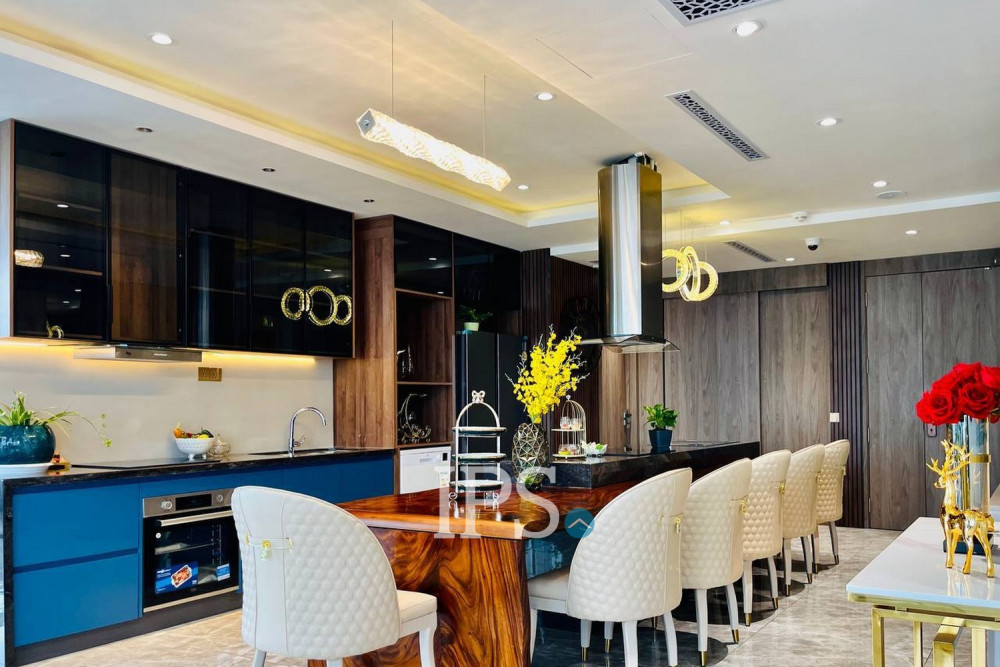 25th Floor Duplex 3 Bedroom Condo For Sale - The Penthouse Residence, Tonle Bassac, Phnom Penh - Image 6