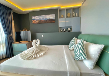 36th Floor Penthouse 4 Bedroom Condo For Sale - The Penthouse, Tonle Bassac, Phnom Penh thumbnail