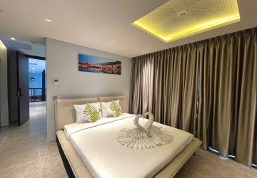 36th Floor Penthouse 4 Bedroom Condo For Sale - The Penthouse, Tonle Bassac, Phnom Penh thumbnail