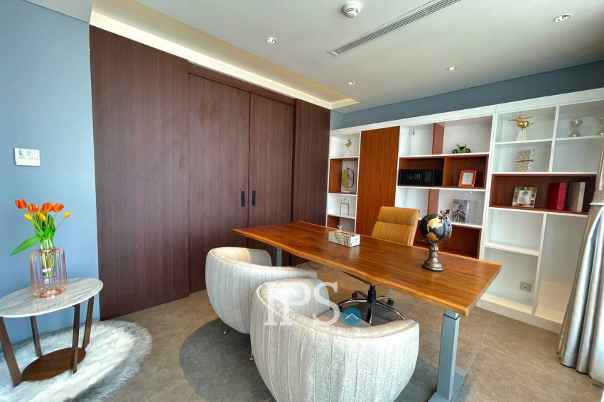 36th Floor Penthouse 4 Bedroom Condo For Sale - The Penthouse, Tonle Bassac, Phnom Penh
