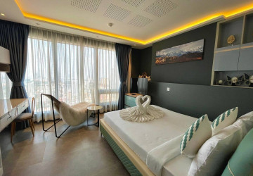 36th Floor Penthouse 4 Bedroom Condo For Sale - The Penthouse, Tonle Bassac, Phnom Penh thumbnail