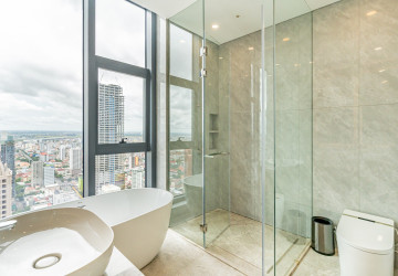33nd Floor Premium Residence 3 Bedroom Condo For Sale - UC88, BKK1, Phnom Penh thumbnail