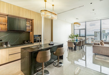 33nd Floor Premium Residence 3 Bedroom Condo For Sale - UC88, BKK1, Phnom Penh thumbnail