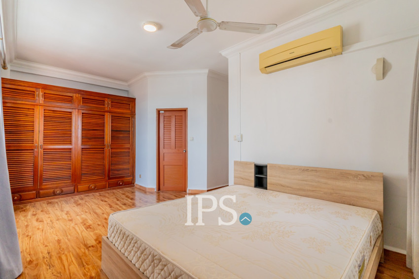 6th Floor 2 Bedroom Condo For Sale - Mekong View Tower 1, Chroy Changvar, Phnom Penh