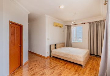 6th Floor 2 Bedroom Condo For Sale - Mekong View Tower 1, Chroy Changvar, Phnom Penh thumbnail