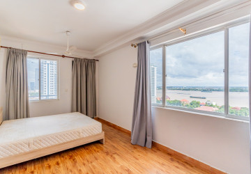 6th Floor 2 Bedroom Condo For Sale - Mekong View Tower 1, Chroy Changvar, Phnom Penh thumbnail