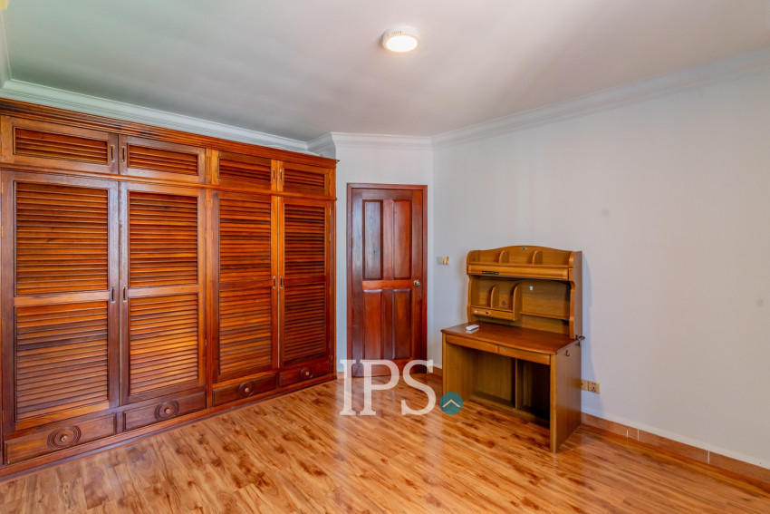 6th Floor 2 Bedroom Condo For Sale - Mekong View Tower 1, Chroy Changvar, Phnom Penh