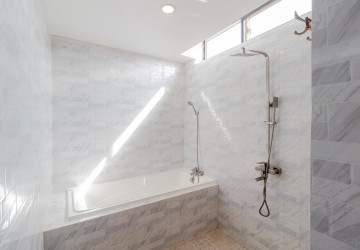 2 Bedroom Apartment For Rent - Svay Dangkum, Siem Reap thumbnail