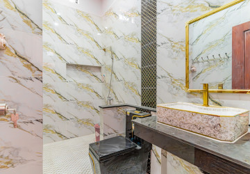 5 Bedroom Villa For Rent - Prey Sor, Phnom Penh thumbnail