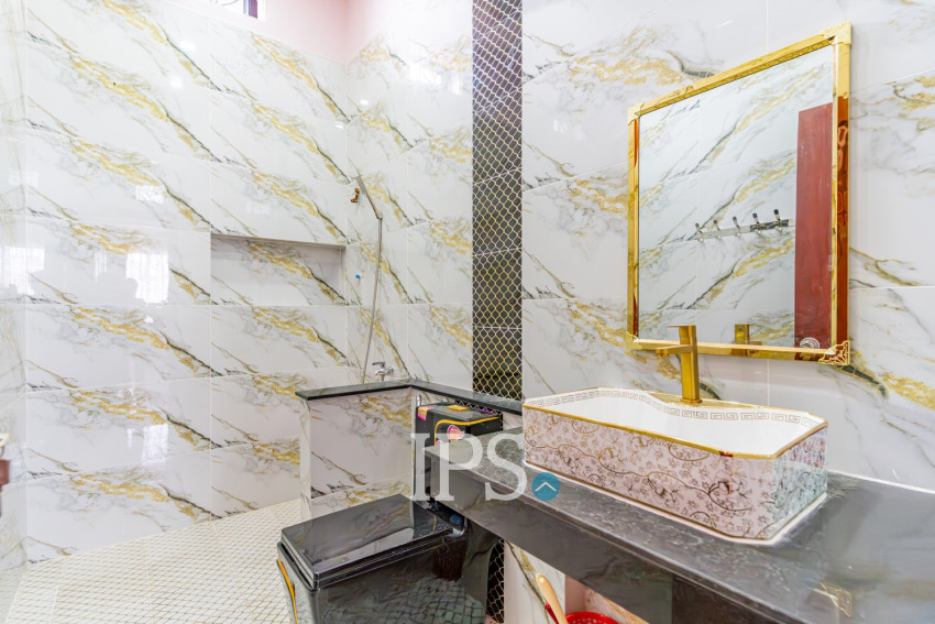 5 Bedroom Villa For Rent - Prey Sor, Phnom Penh