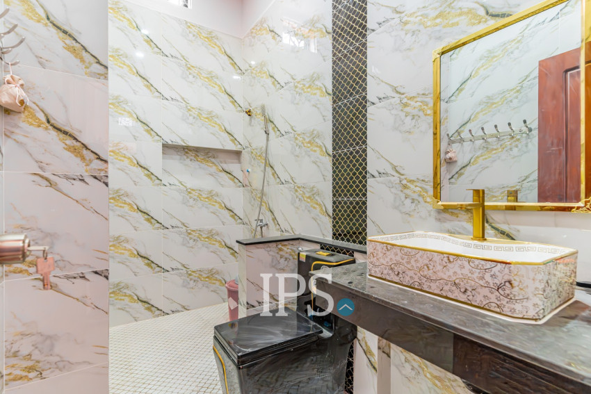 5 Bedroom Villa For Rent - Prey Sor, Phnom Penh