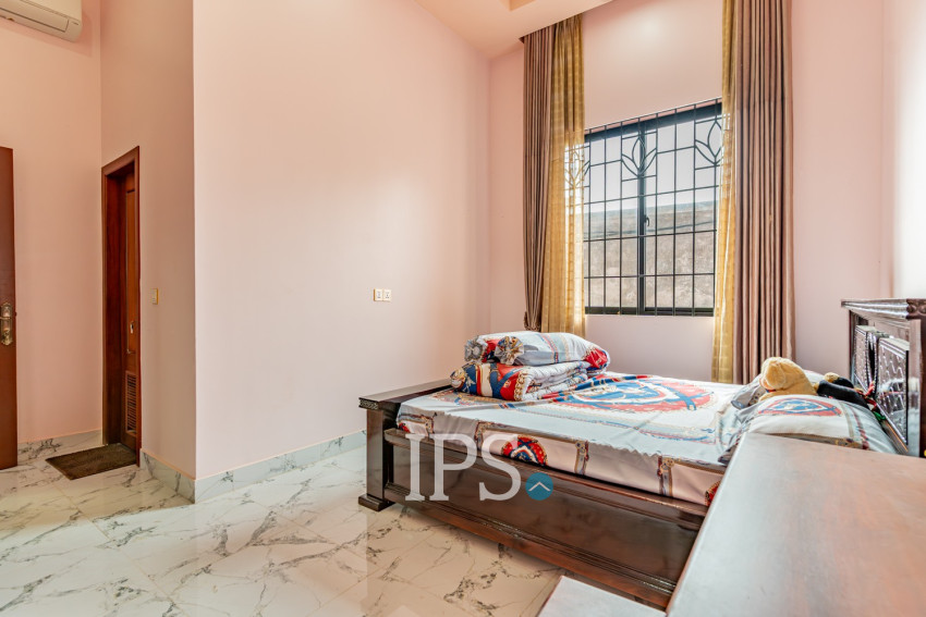 5 Bedroom Villa For Rent - Prey Sor, Phnom Penh