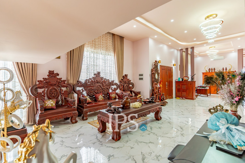 5 Bedroom Villa For Rent - Prey Sor, Phnom Penh
