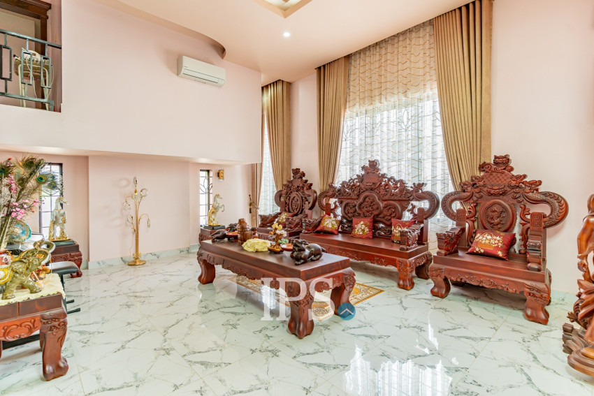 5 Bedroom Villa For Rent - Prey Sor, Phnom Penh