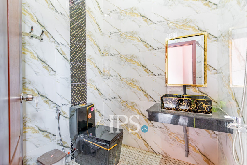 5 Bedroom Villa For Rent - Prey Sor, Phnom Penh