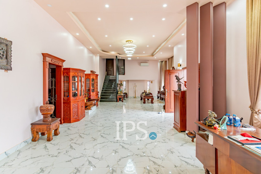 5 Bedroom Villa For Rent - Prey Sor, Phnom Penh