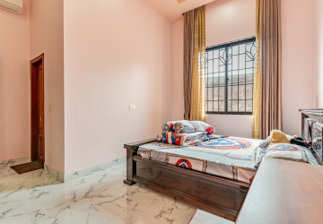 5 Bedroom Villa For Rent - Prey Sor, Phnom Penh thumbnail