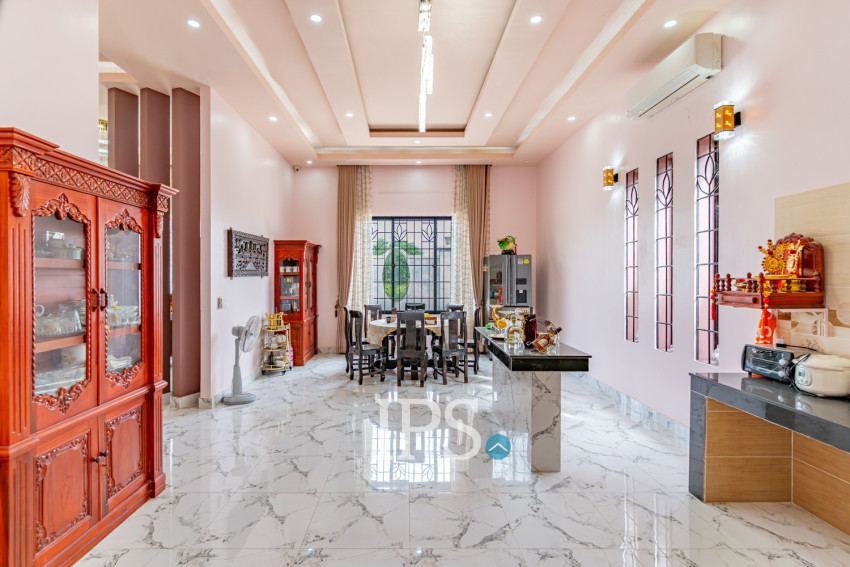 5 Bedroom Villa For Rent - Prey Sor, Phnom Penh