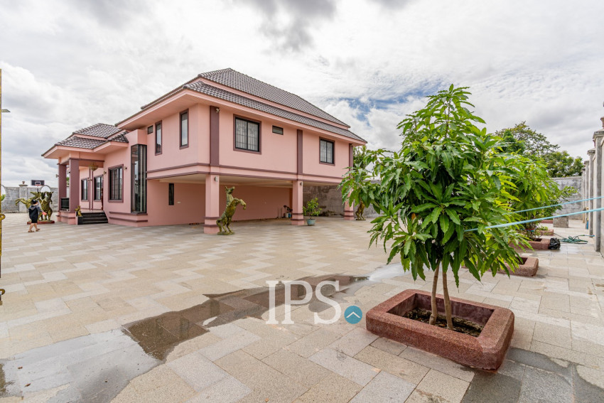 5 Bedroom Villa For Rent - Prey Sor, Phnom Penh