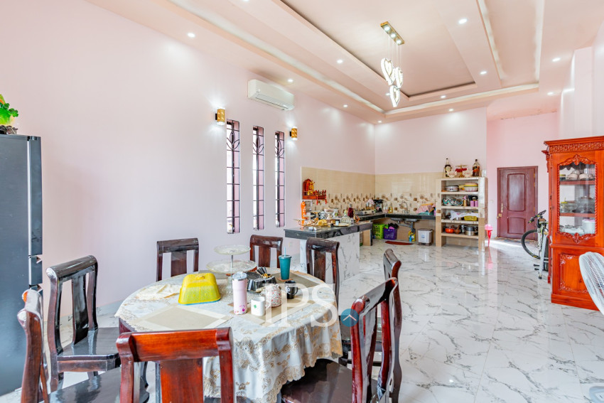 5 Bedroom Villa For Rent - Prey Sor, Phnom Penh