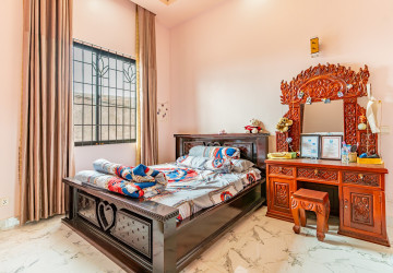 5 Bedroom Villa For Rent - Prey Sor, Phnom Penh thumbnail