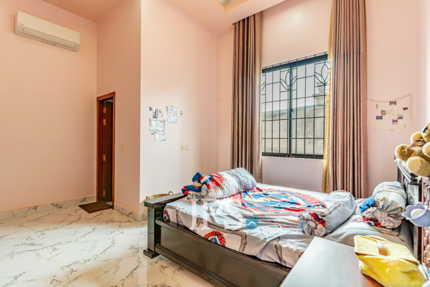 5 Bedroom Villa For Rent - Prey Sor, Phnom Penh