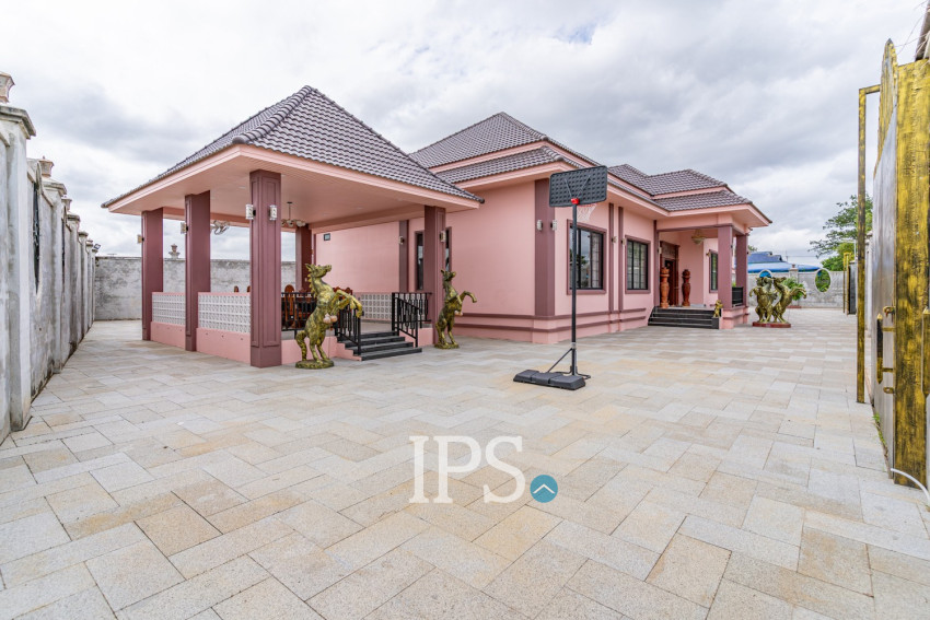 5 Bedroom Villa For Rent - Prey Sor, Phnom Penh