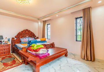 5 Bedroom Villa For Rent - Prey Sor, Phnom Penh thumbnail