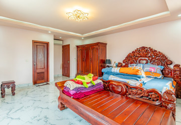 5 Bedroom Villa For Rent - Prey Sor, Phnom Penh thumbnail