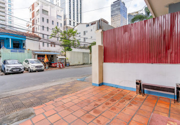 6 Bedroom Shophouse For Sale - BKK1, Phnom Penh thumbnail