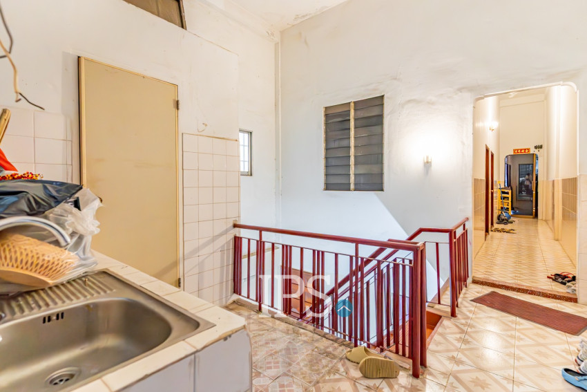 6 Bedroom Shophouse For Sale - BKK1, Phnom Penh
